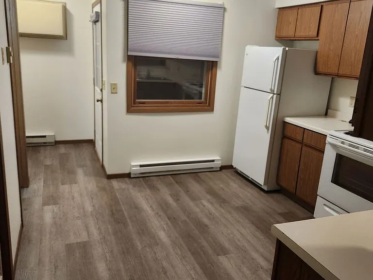 2502 Sessions St — Photo 5