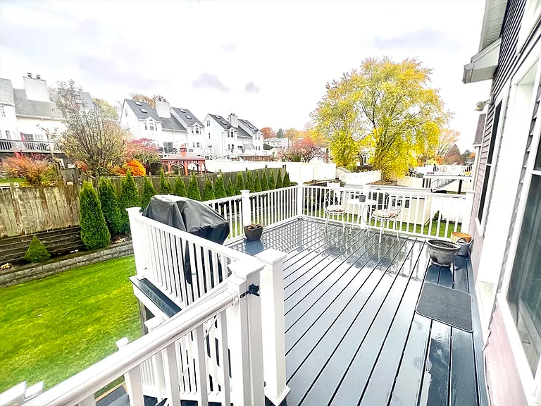 259 Oakwood Ave — Photo 40