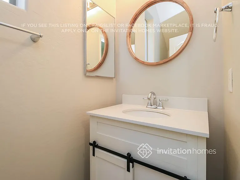 9912 E Escondido Ave — Photo 12