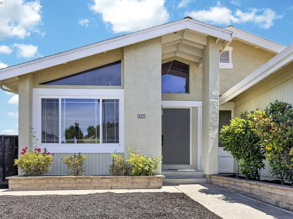 247 Sparrow Dr, Hercules, CA 94547