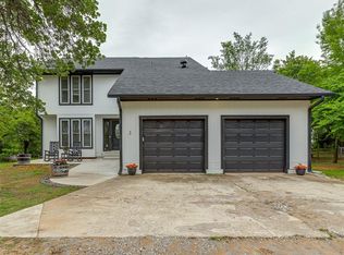 7150 E Rock Creek Rd, Norman, OK 73026