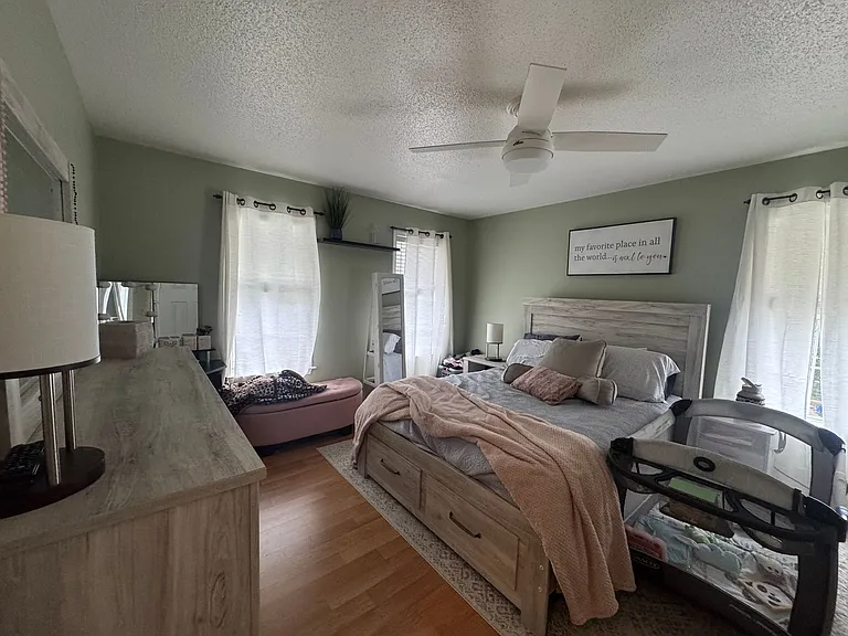 6 Old Pond Ct — Photo 22