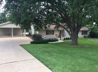 881 Fish Hatchery Rd, Natchitoches, LA 71457