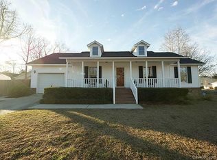 1101 Huger St, Moncks Corner, SC 29461