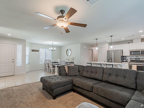 4th image of 10233 E 34th Pl