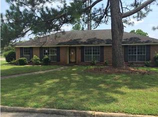 524 Rosedon Dr, Montgomery, AL 36116
