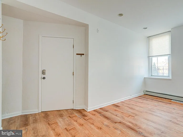 1304 E Columbia Ave #1 — Photo 4