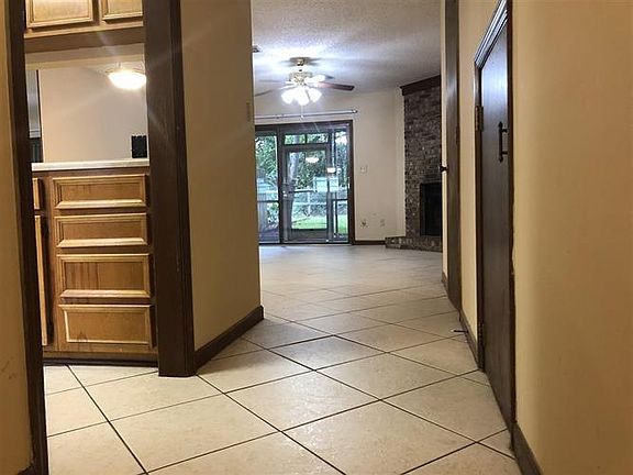 5th image of 2350 Ryan Pl #2