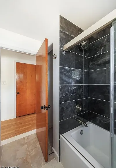 538 Dietz St — Photo 16