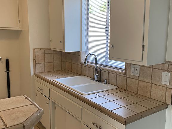 5th image of 20514 Catalina St #2