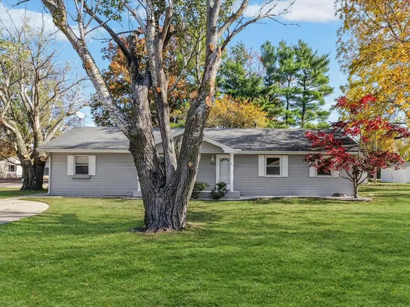 305 S East St, Mansfield, IL 61854