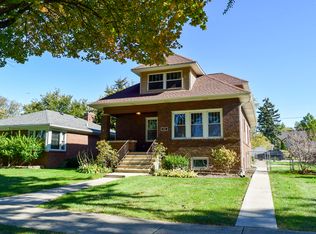 141 N Myrtle Ave, Elmhurst, IL 60126