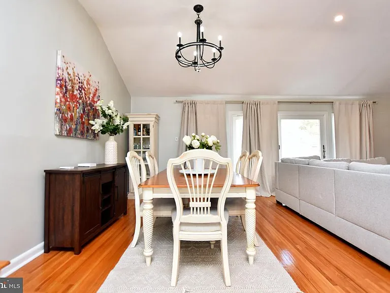 1022 Haral Pl — Photo 12