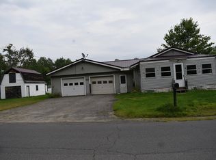 115 Pea Ridge Rd, Lincoln, ME 04457
