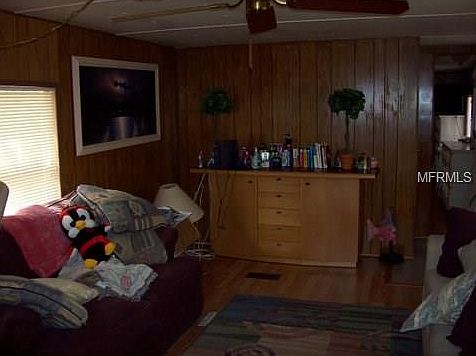 5th image of 10538/10600 Woodland Dr