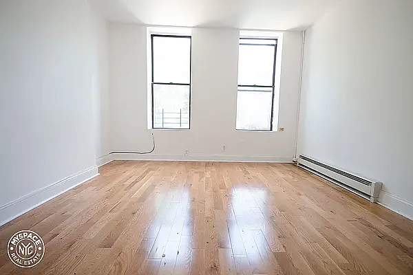 Rented by MySpaceNYC | media 25