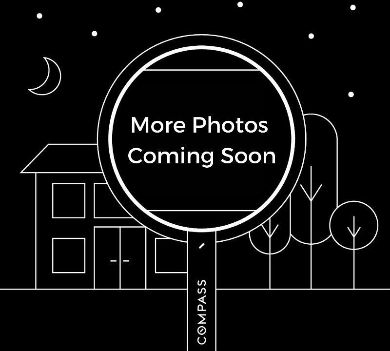 2nd image of 213 S Oxford St Unit 3