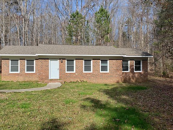 Close up view of front of home