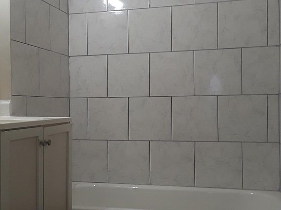 4th image of 591 Colonial Cir SE APT 3