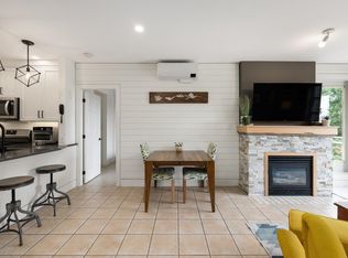 3629 Deercrest Dr #219, North Vancouver, BC