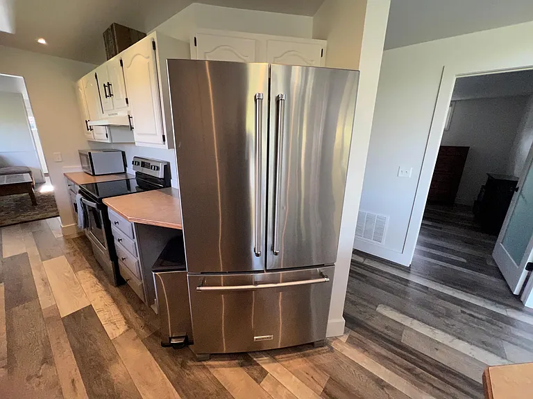 7155 Sypes Canyon Rd — Photo 18
