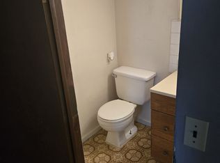 142 Abbe Rd S APT D, Elyria, OH 44035