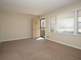 3229 Lencott Dr, Louisville, KY 40216