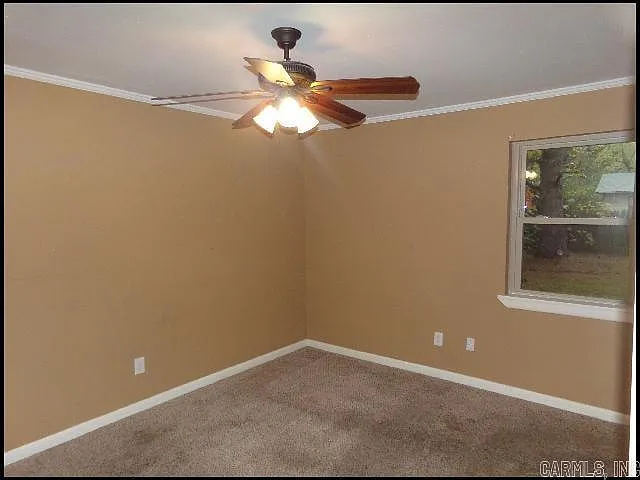 30 Ross Cir — Photo 13