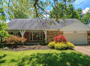 5658 Alberta Dr, Lyndhurst, OH 44124