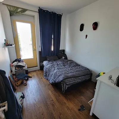 Rented by Yup Realty LLC | media 10