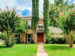 15801 Elwood Dr, Jersey Village, TX 77040