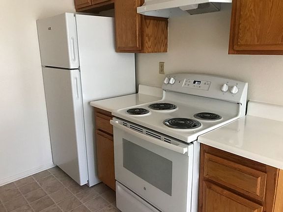 4th image of 4423 Menlo Ave APT 5