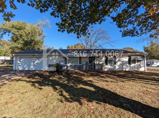 16104 E 2nd St S, Independence, MO 64050