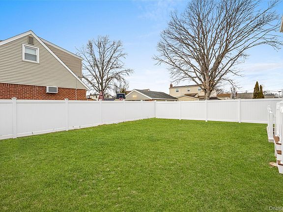 5th image of 199 N Elm Street