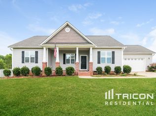 54 Rocky Creek Ln, Benson, NC 27504