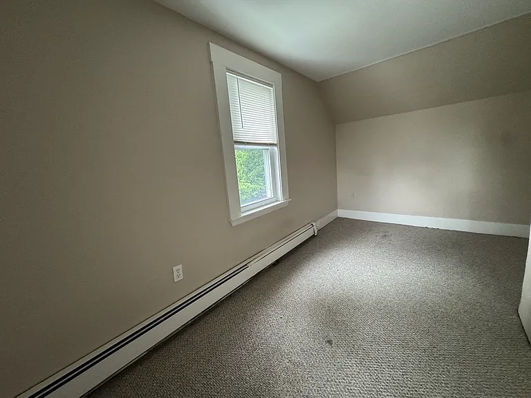 13 Quincy St #B — Photo 11