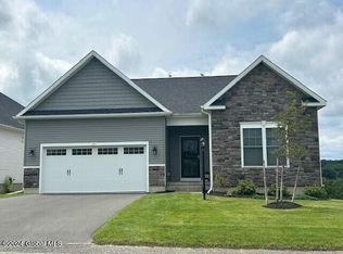 21 Harbor Lane, Cohoes, NY 12047