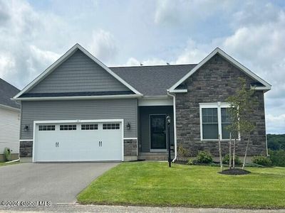 33 Harbor Lane, Cohoes, NY, 12047