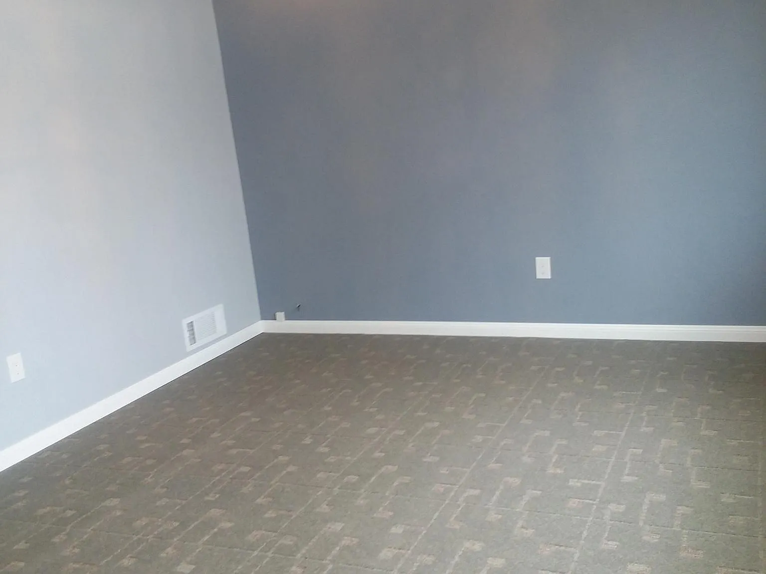 3 bed, 1600 sqft, $1,550 — Photo 4