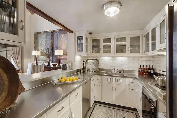 Rented by Meisel Real Estate | media 17