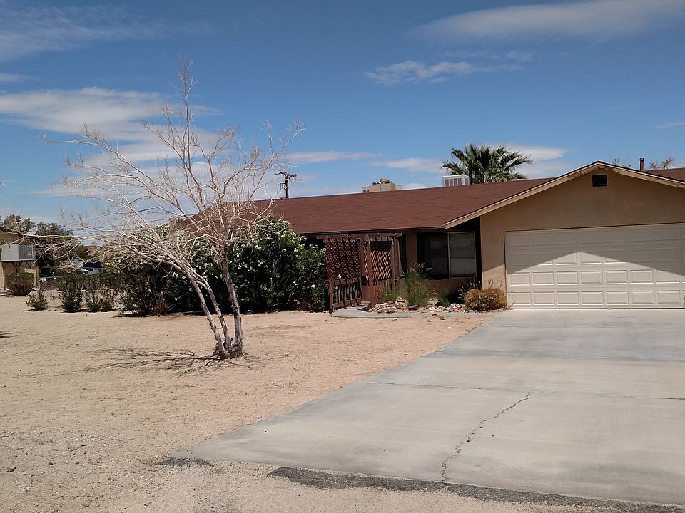 1st image of 74086 White Sands Dr