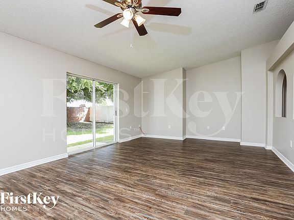 3rd image of 2539 Quail Park Ter