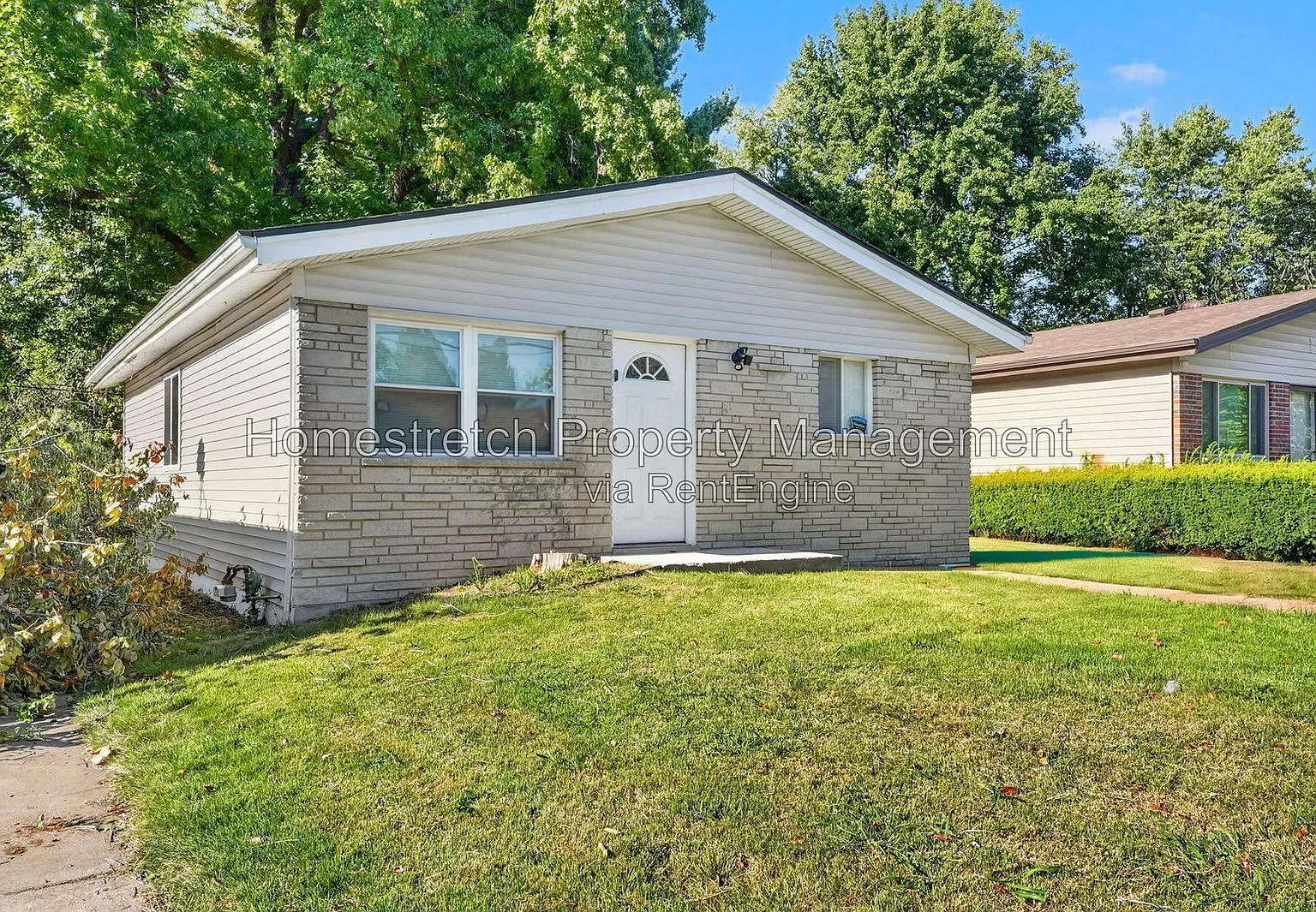 3 bed, 1.5 bath, 936 sqft, $1,495 — Photo 3