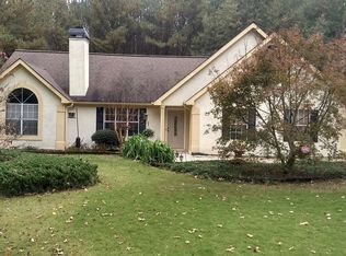 35 Legacy Ln, Newnan, GA 30265