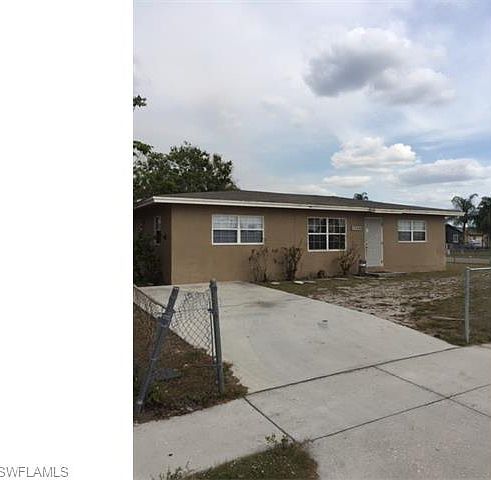 1st image of 1785 N Meador Ct
