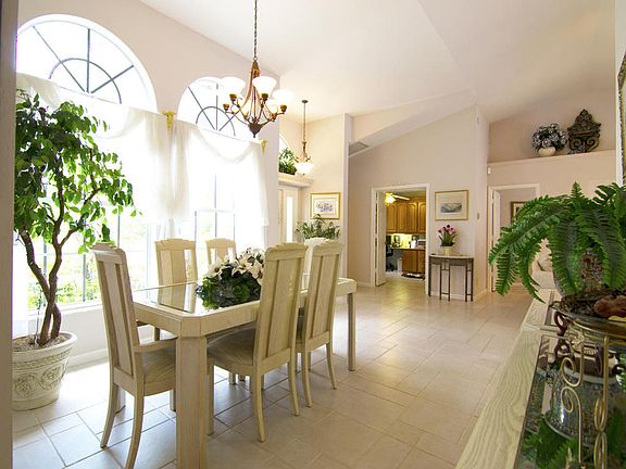 05_kitchen_165th Road N