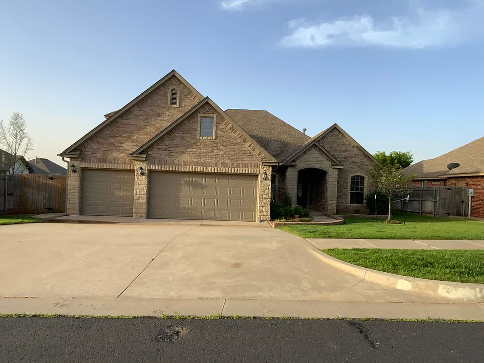 1st image of 4608 NW 162nd Ct