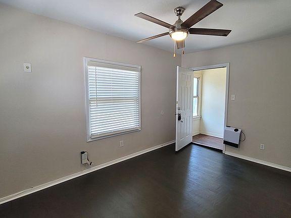 5th image of 137 E Norwood Ct APT 3