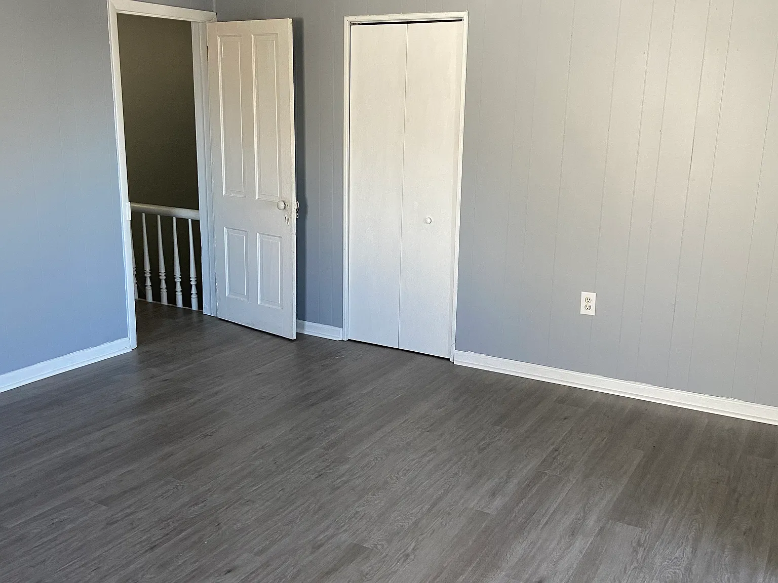 143 W White St — Photo 2
