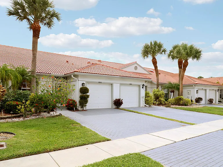 8063 Dolomtian Way — Photo 3